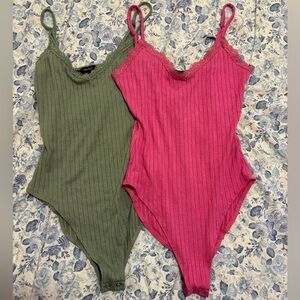 Two Forever 21 Body Suits 🌺 Size Small